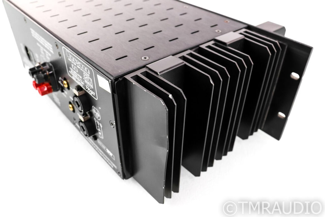 Bryston 3B-ST Stereo Power Amplifier; 3BST; Black; 19" (No Feet) (1/2)