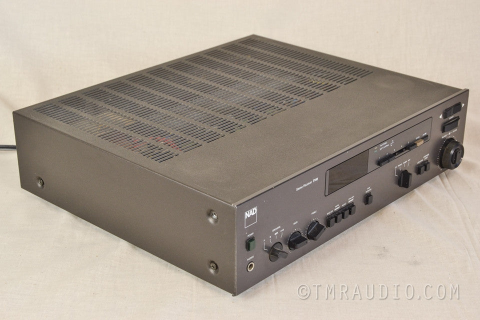 NAD 7140 Stereo Receiver