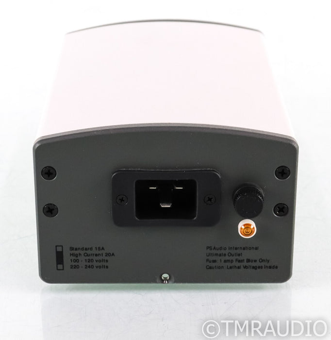 PS Audio Ultimate Outlet High Current AC Power Conditioner; HC 20A