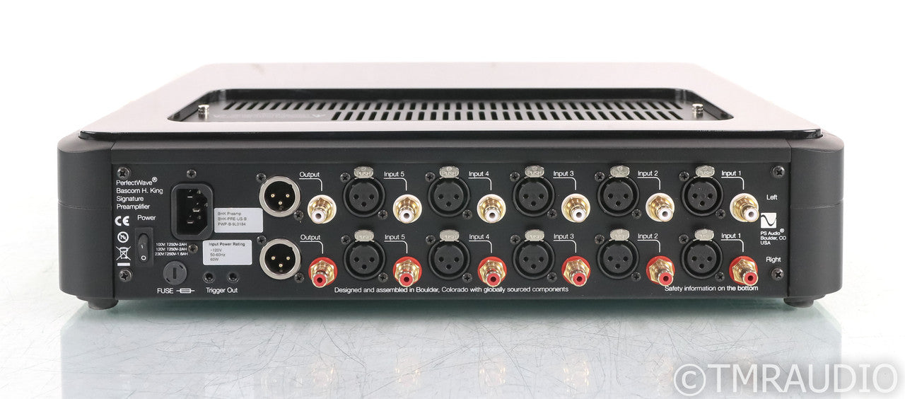 PS Audio PerfectWave BHK Stereo Tube Hybrid Preamplifier; Black; Remote (Used)