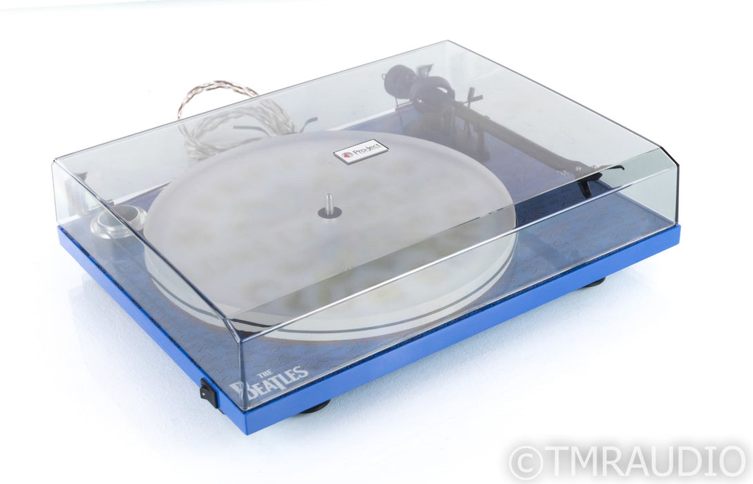 Pro-Ject Essential III Sgt. Pepper's Drum Turntable; DC; Ortofon OM 10 Cartridge