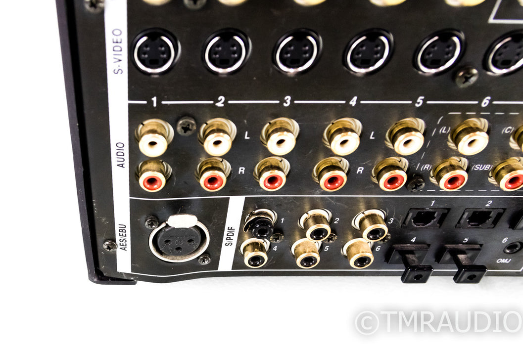 Lexicon MC-12 v2.00 7.1 Channel Home Theater Processor; MC12 (No Remote)