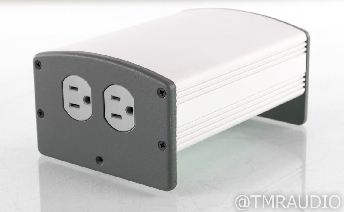 PS Audio Ultimate Outlet AC Power Line Conditioner; High Current; 15A (1/0)