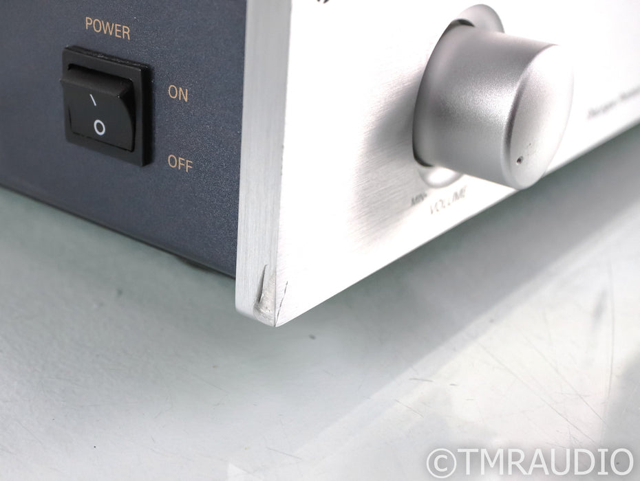 PrimaLuna DiaLogue Premium Stereo Tube Integrated Amplifier; Silver; Remote; Silver; Remote