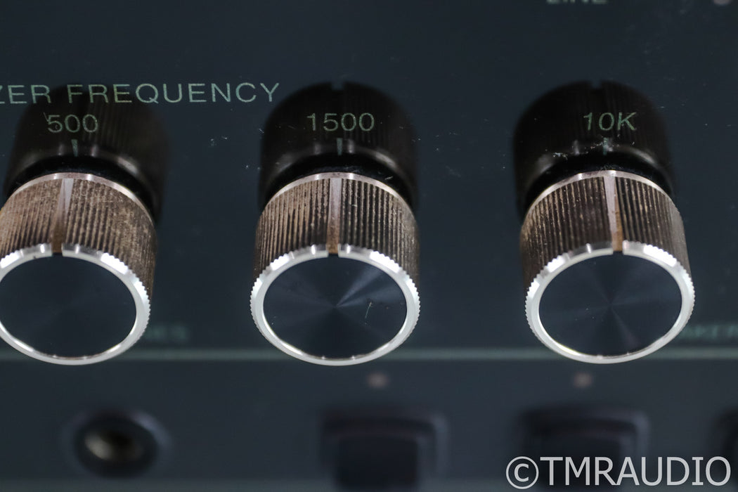 McIntosh C40 Stereo Preamplifier; C-40 Audio Control Center; MM Phono