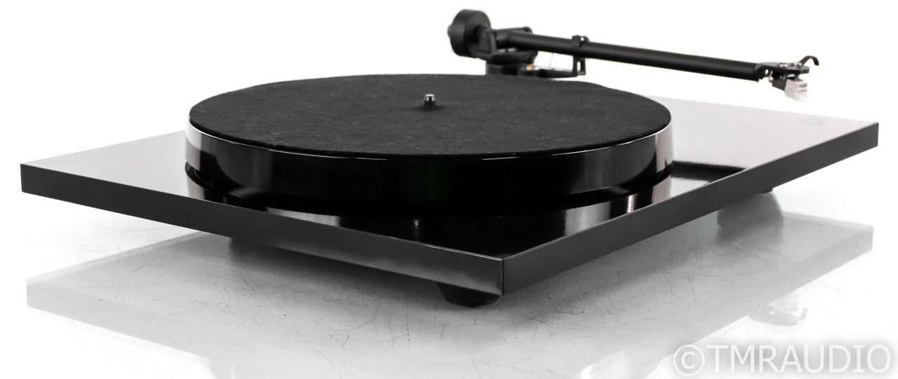 Rega Planar 1 Plus Belt Drive Turntable; P1+; Black; Rega Carbon MM Cartridge