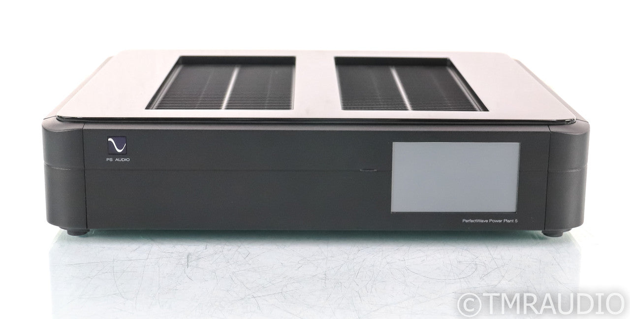 PS Audio PerfectWave Power Plant 5 Power Conditioner; AC Regenerator; P5