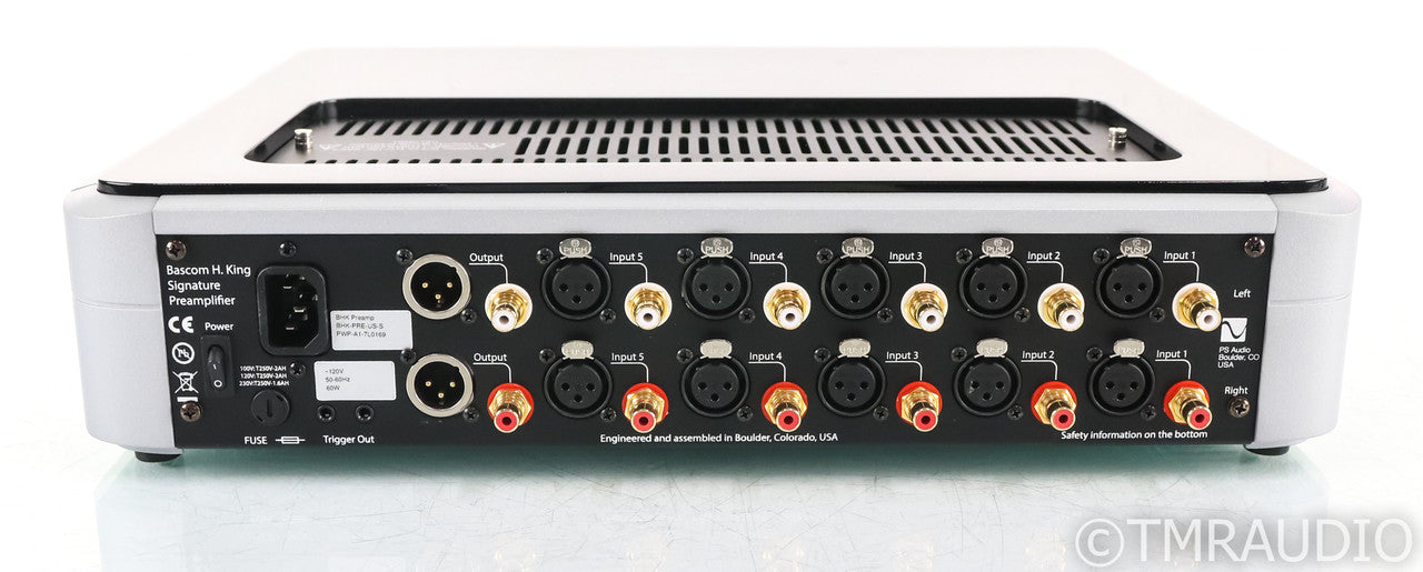 PS Audio BHK Signature Stereo Tube Hybrid Preamplifier; Silver; Remote (Used)