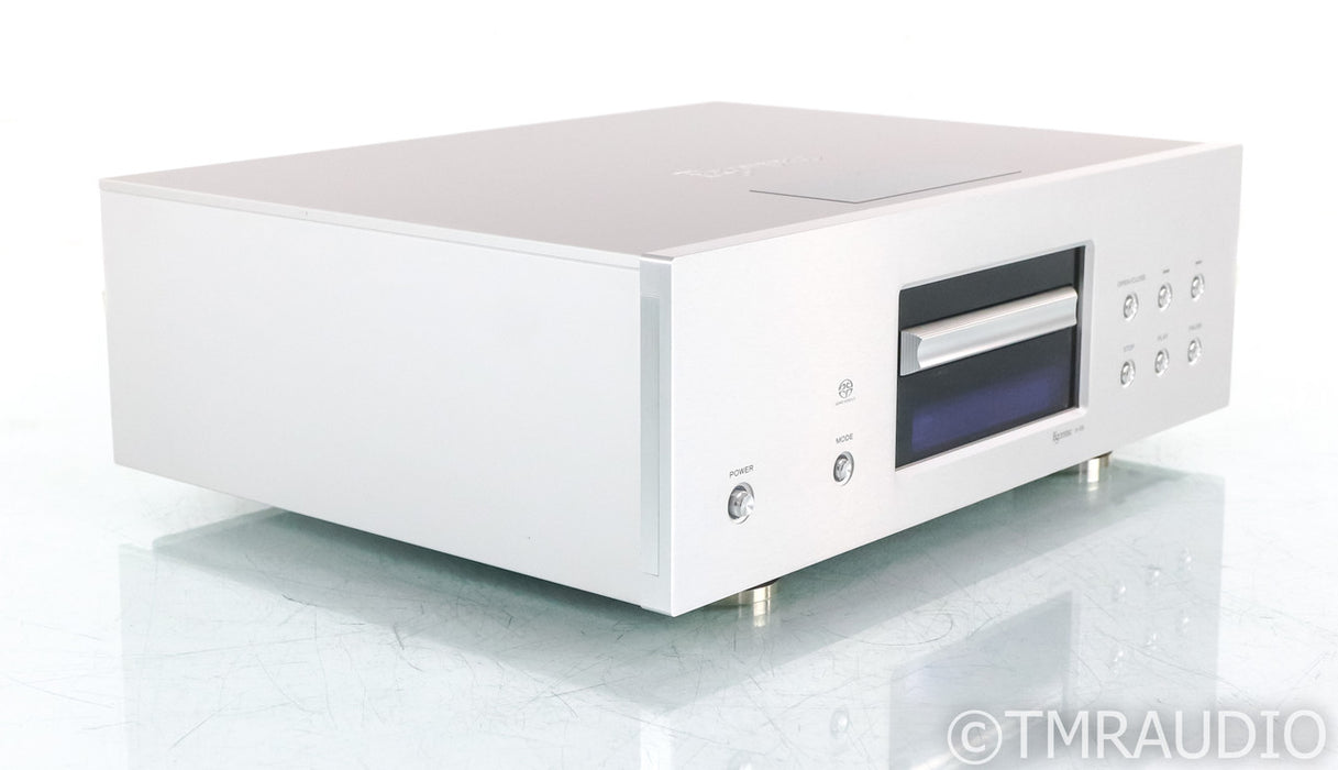 Esoteric X-05 CD / SACD Player; X05; Silver; Remote
