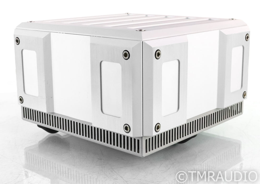 IsoTek Titan G2 AC Power Line Conditioner; Outlets Upgraded to EVO3