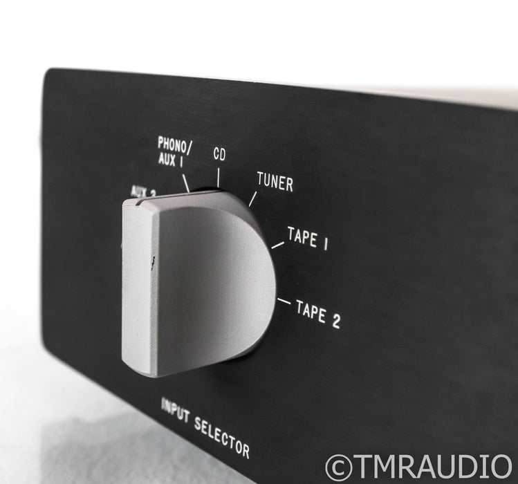 Mark Levinson No. 28 Stereo Preamplifier