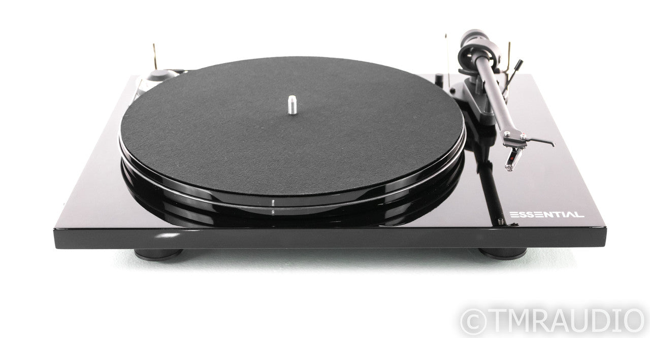 Pro-Ject Essential III BT Turntable; Ortofon OM 10 Cartridge; Bluetooth; Black