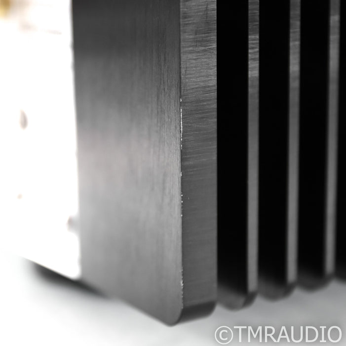 Benchmark AHB2 Balanced Stereo Power Amplifier; AHB-2