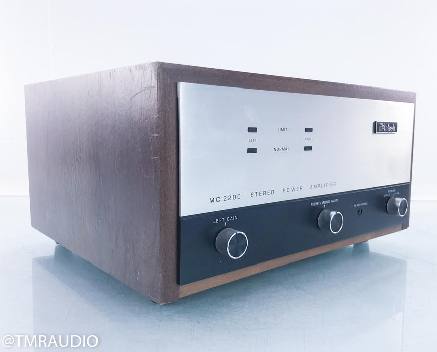 McIntosh MC2200 Vintage Stereo Power Amplifier