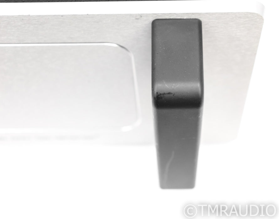 Audio Research DAC7 High Definition DAC; DAC-7; D / A Converter; USB; Silver