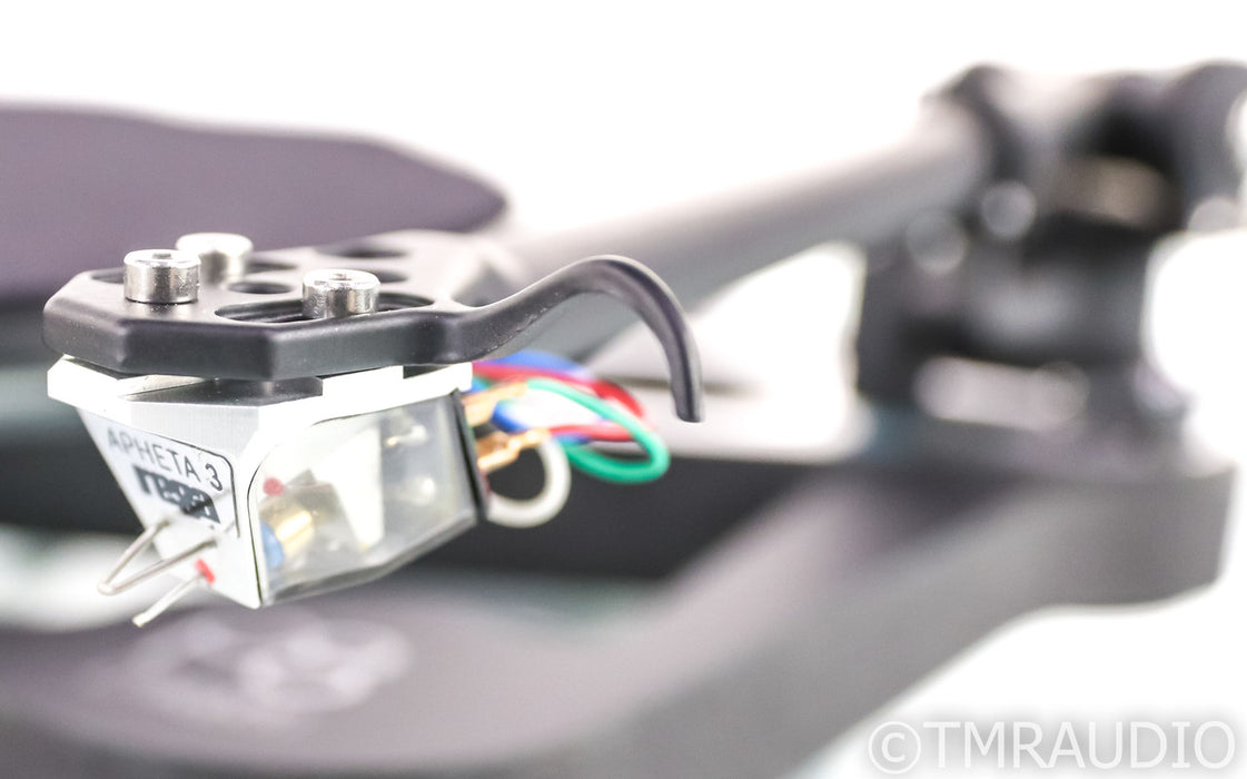 Rega Planar 8 Turntable; P8; Apheta 3 MC Cartridge (Open Box / Warranty)