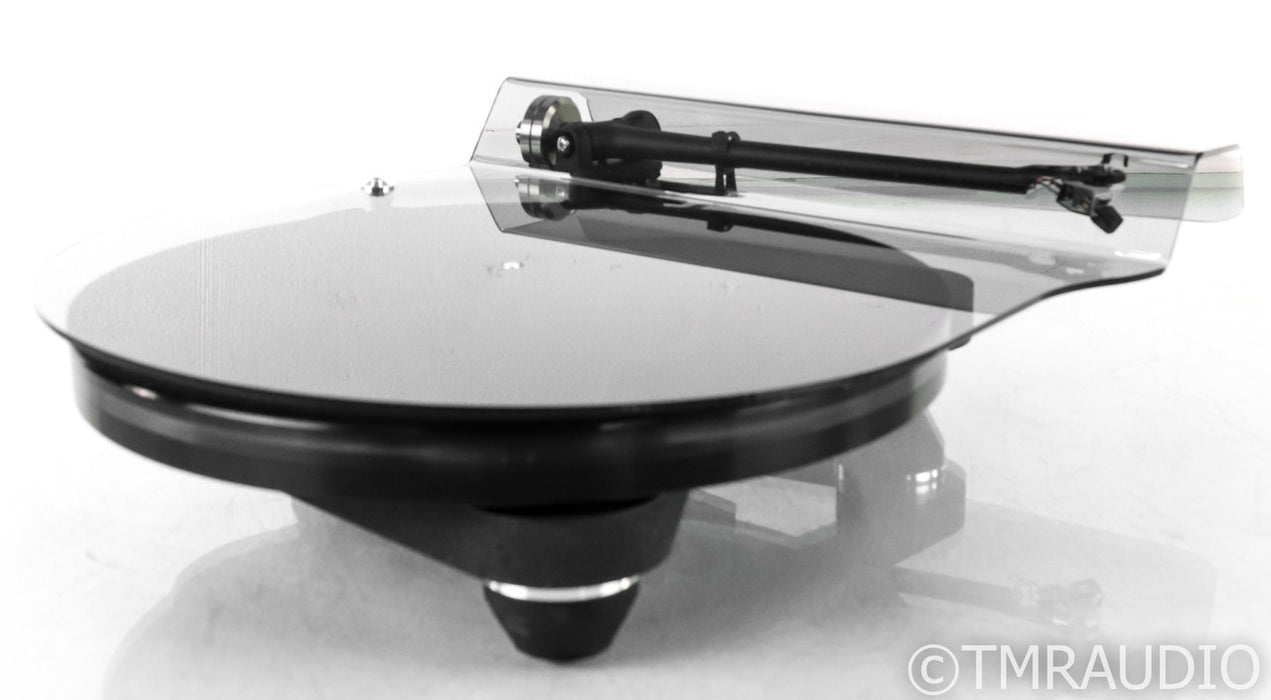 Rega Planar 8 Turntable; P8; Apheta 3 MC Cartridge (Open Box / Warranty)