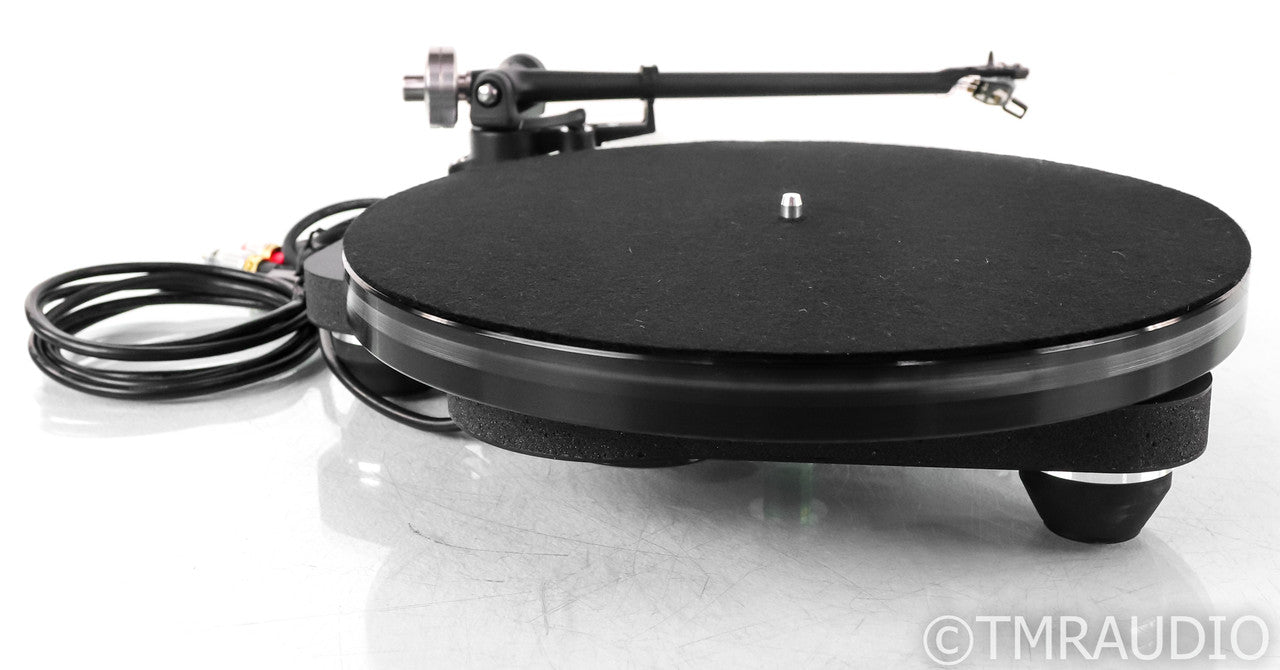 Rega Planar 8 Turntable; P8; Apheta 3 MC Cartridge (Open Box / Warranty)