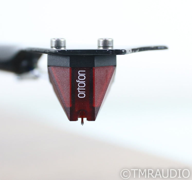 Pro-Ject Debut Carbon DC Belt Drive Turntable; Walnut; Ortofon 2M Red Cartridge