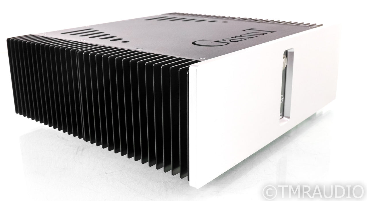 GamuT D200i Stereo Power Amplifier; D-200i