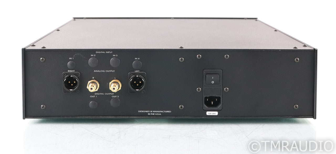 Wadia 830 CD Player; Black; Remote