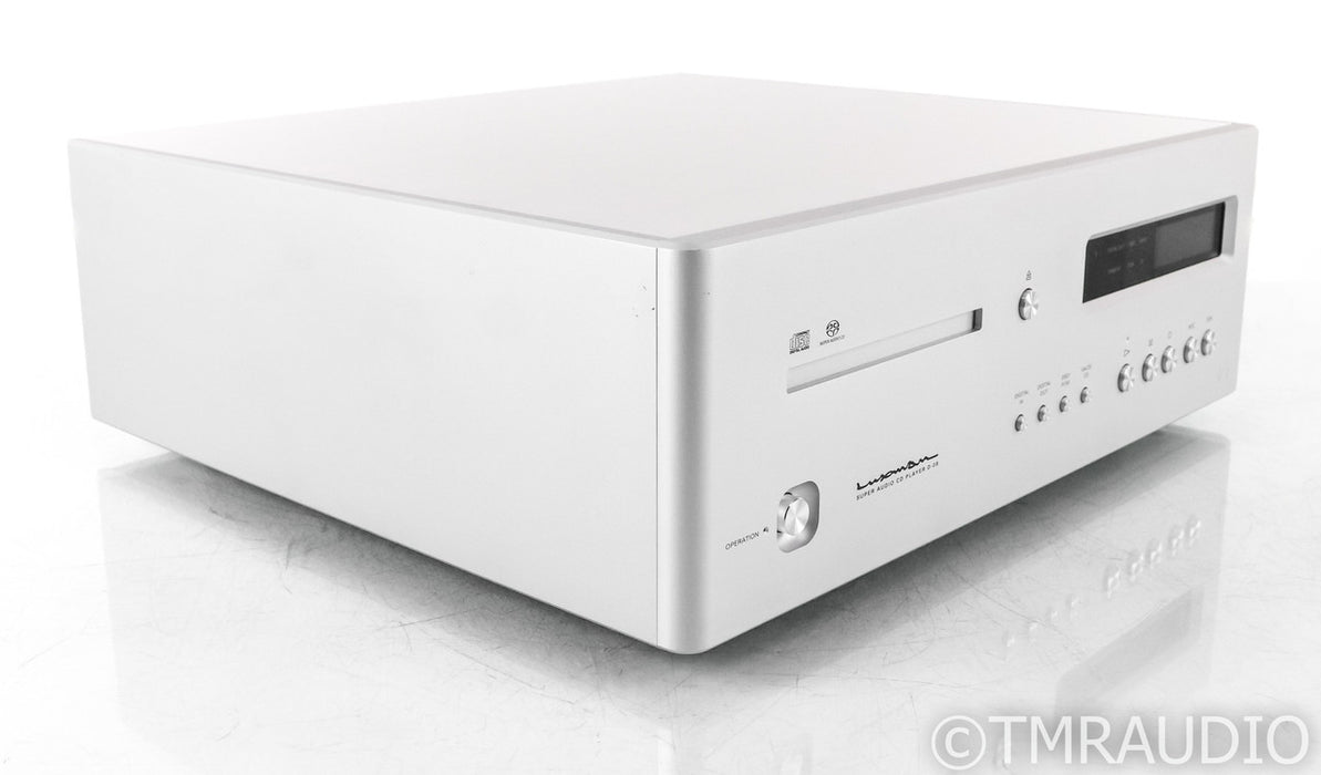 Luxman D-08 CD / SACD Player; D08; Remote; Silver