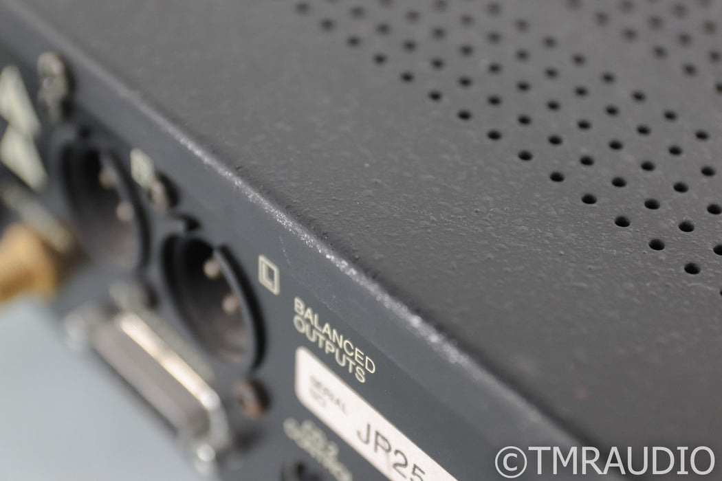 McIntosh C712 Stereo Preamplifier; C-712; MM Phono; Remote