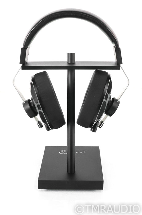 Final D8000 Closed Back Planar Magnetic Headphones; D-8000; Stand