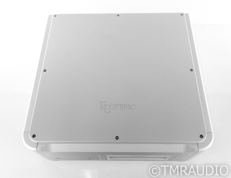 Esoteric P-03 Universal CD / SACD / DVD Transport; P03; Remote