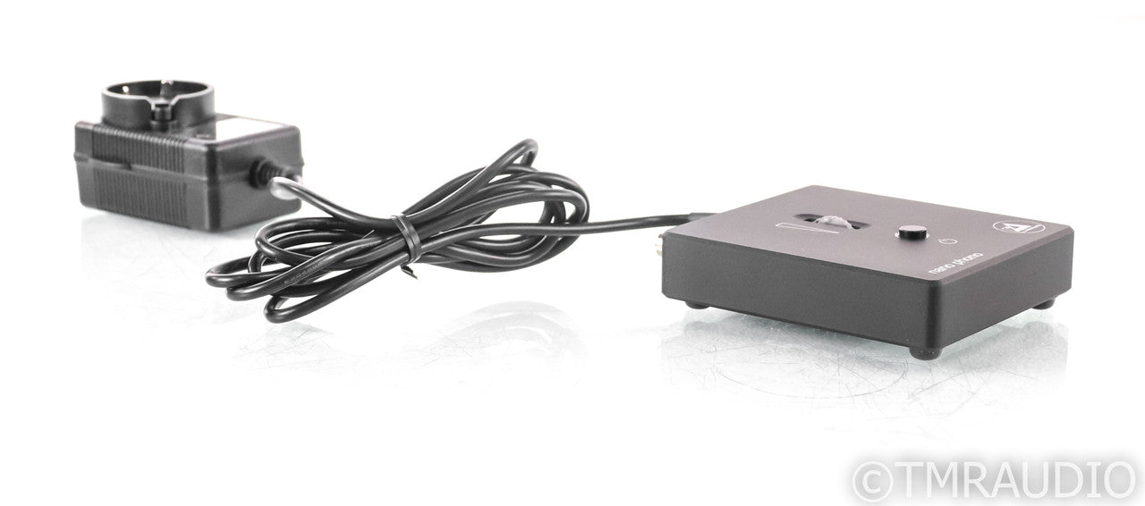 Clearaudio Nano Phono V2 MM / MC Phono Preamplifier; Black (Open Box w/ Warranty)