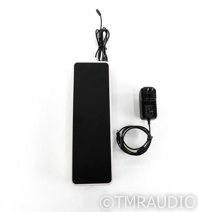 Clearaudio Performance DC Turntable; Silver; Satisfy Carbon Tonearm (Open Box; No Cart.)