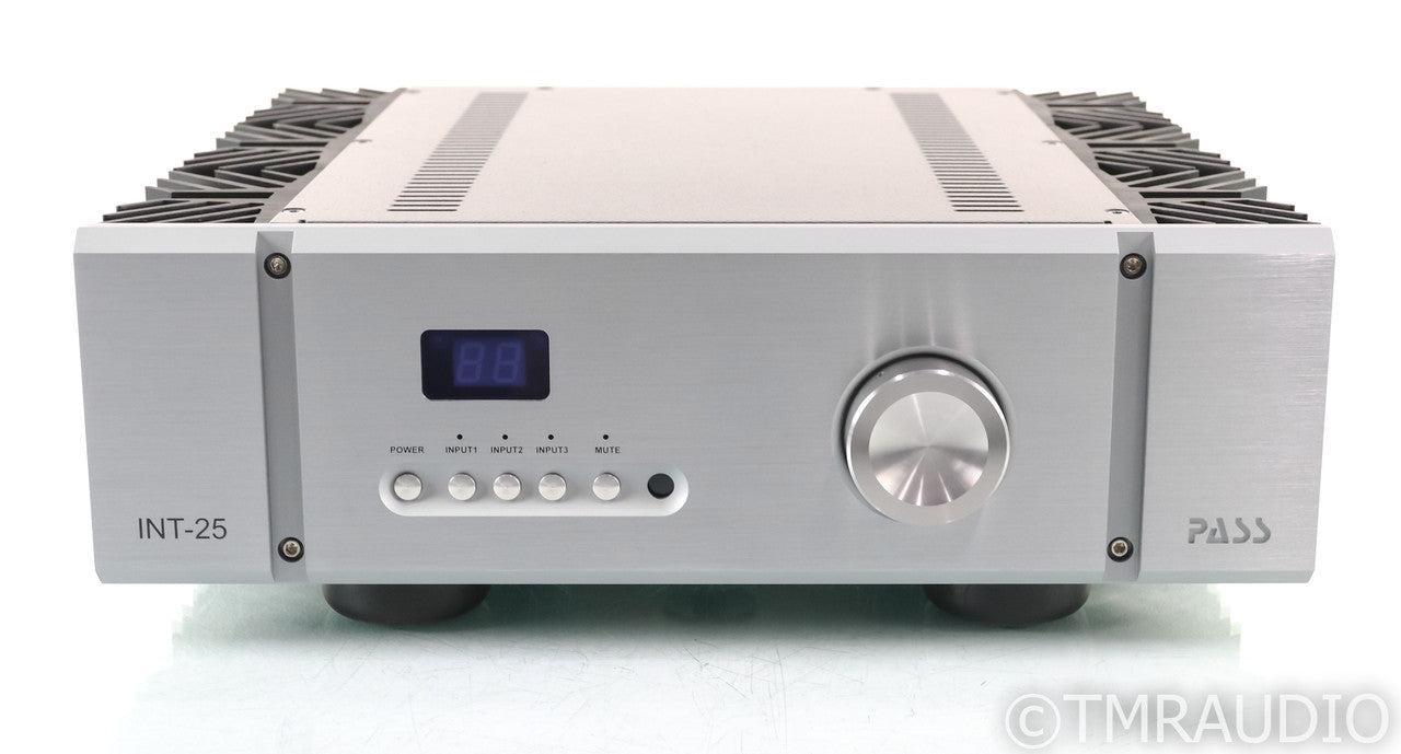 Pass Labs INT-25 Stereo Integrated Amplifier; INT25; Remote; Silver