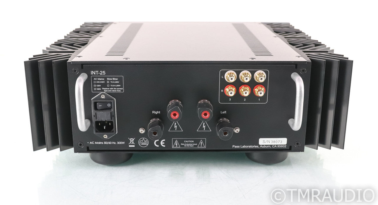 Pass Labs INT-25 Stereo Integrated Amplifier; INT25; Remote; Silver