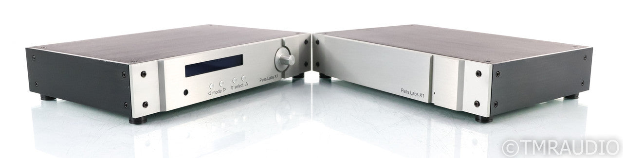 Pass Labs X1 Stereo Preamplifier