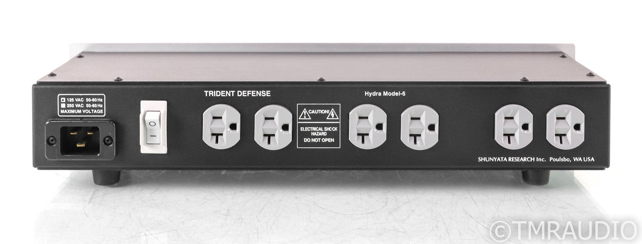 Shunyata Research Hydra Model 6 AC Power Line Conditioner; Silver