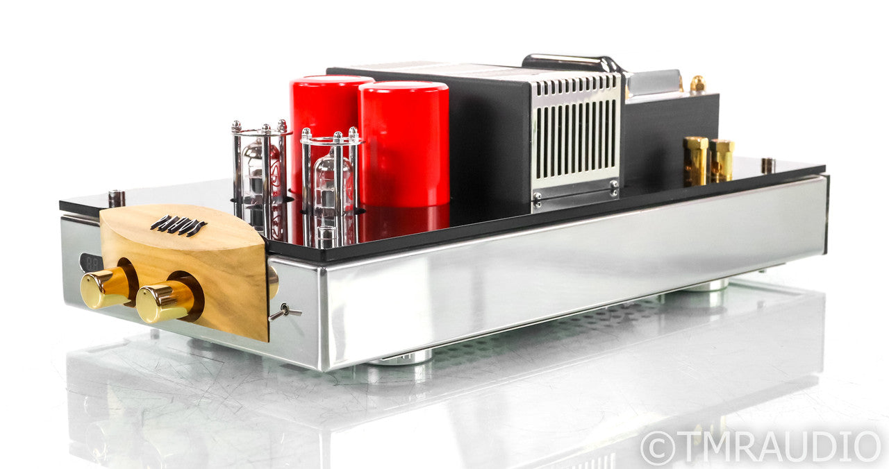 Pathos Classic One Stereo Hybrid Integrated Amplifier; Remote