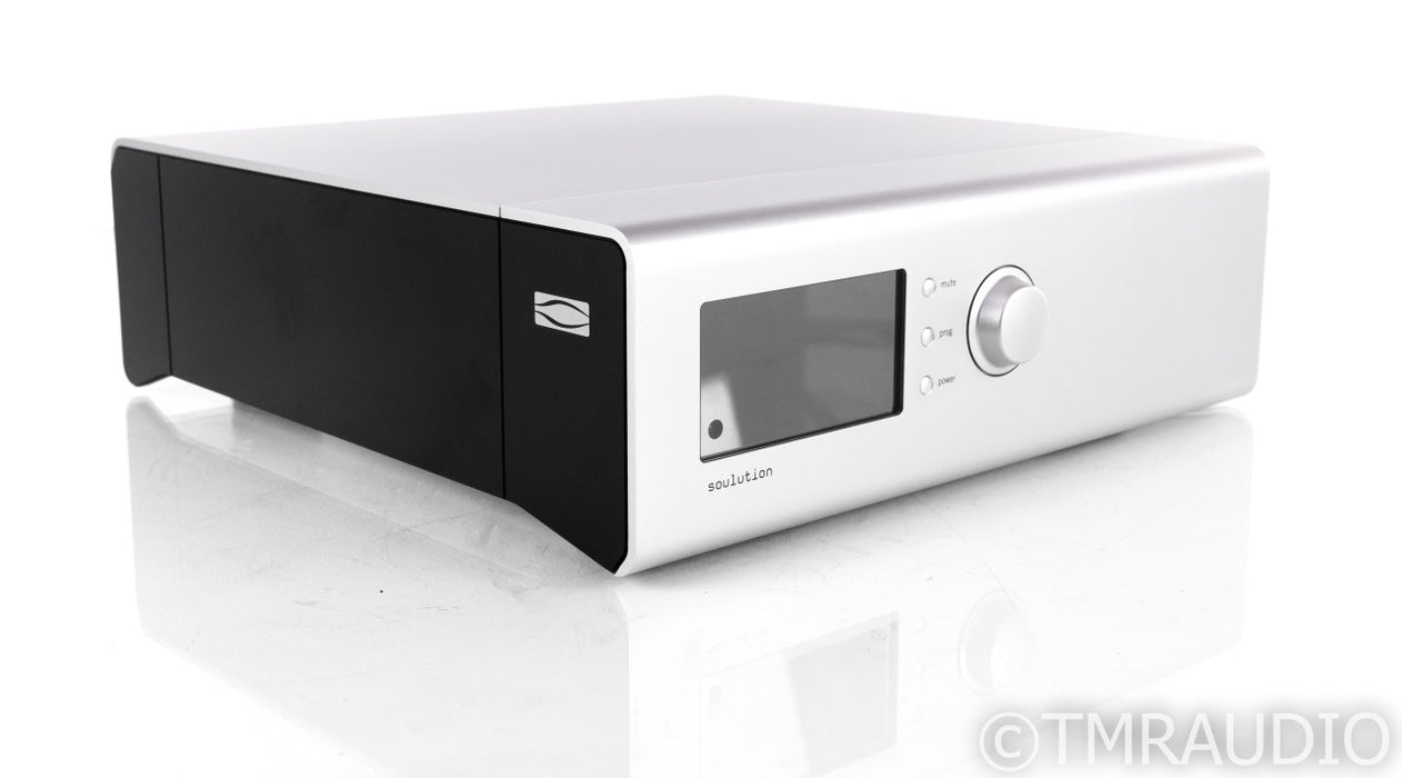 Soulution 520 Stereo Preamplifier; Remote; MC Phono