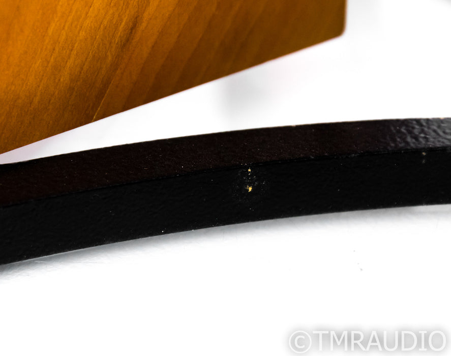 Wilson Benesch Triptych 27" Turntable Stand