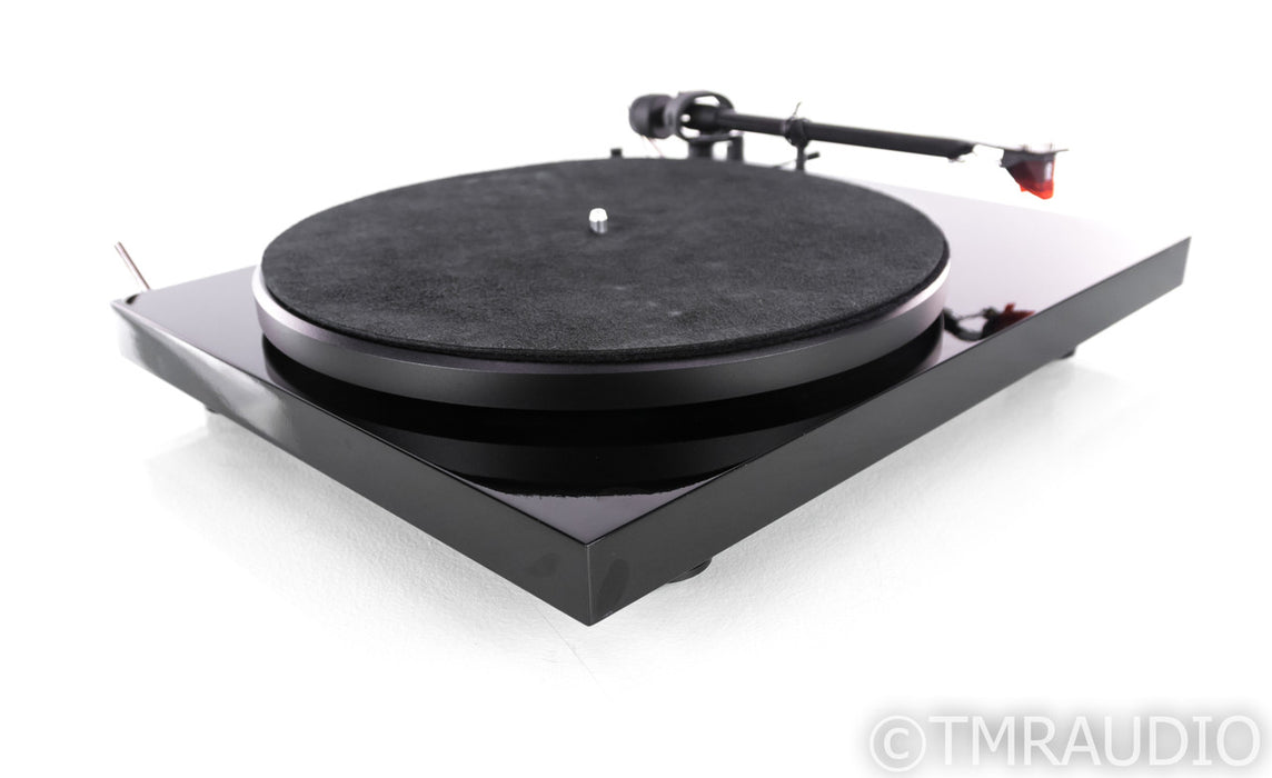Pro-Ject Debut Carbon Belt Drive Turntable; Ortofon 2M Red Cartridge (1/3)