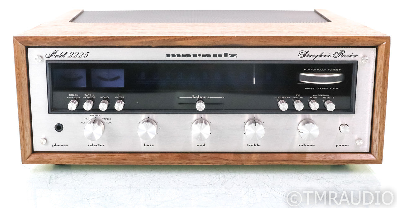 Marantz Model 2225 Vintage Stereo Receiver; MM Phono; Walnut Case