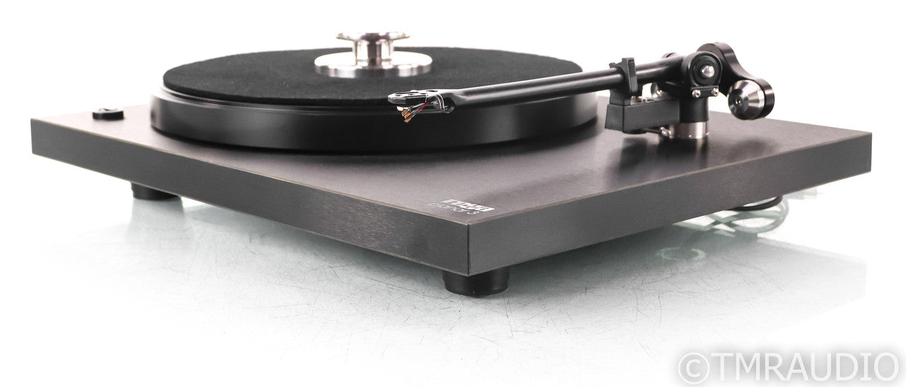 Rega Planar 3 Turntable