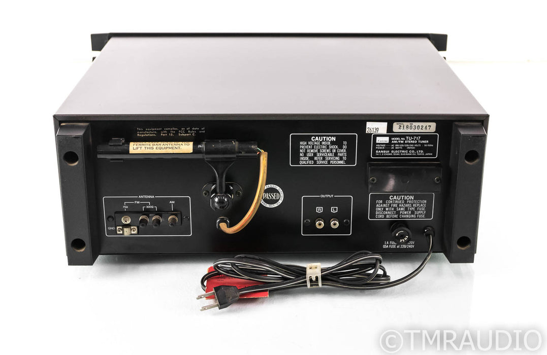 Sansui TU-717 Vintage AM / FM Tuner; TU717; Black
