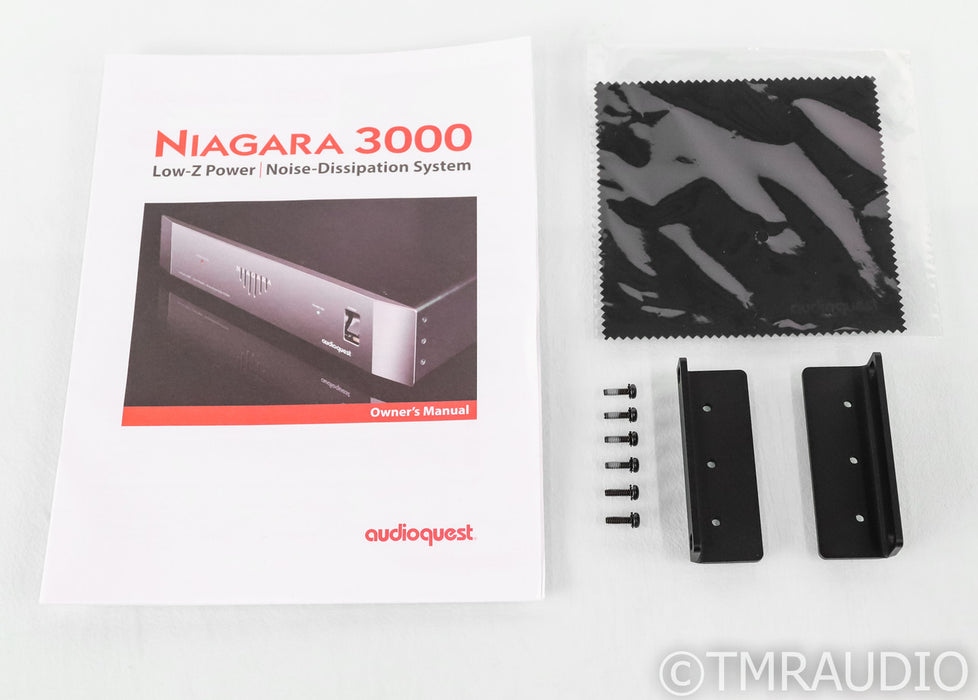 AudioQuest Niagara 3000 AC Power Line Conditioner; 15A