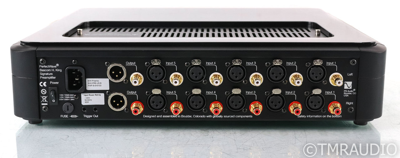 PS Audio BHK Signature Stereo Tube Hybrid Preamplifier; Remote (Used)