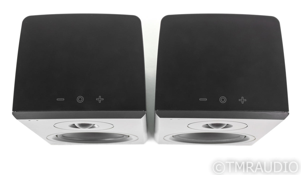 Dynaudio Xeo 10 Wireless Powered Bookshelf Speakers; Black Satin Pair; Remote