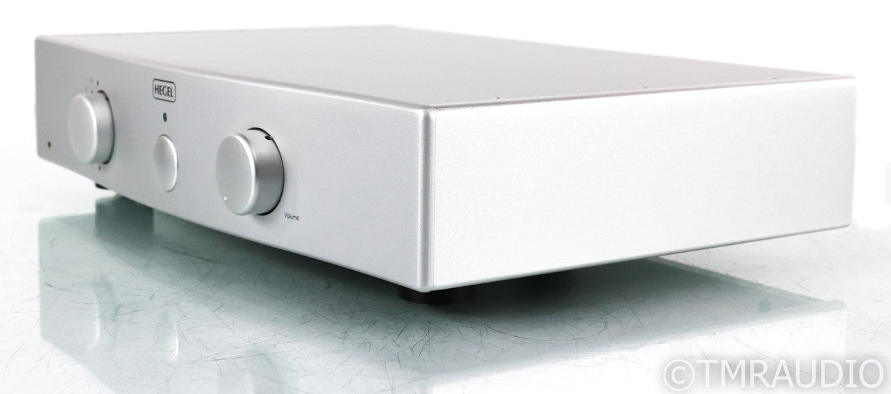 Hegel P20 Stereo Preamplifier; P-20; Silver; Remote