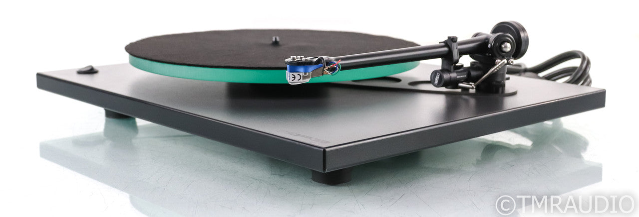 Rega RP3 Turntable; RP-3; Elys 2 MM Cartridge