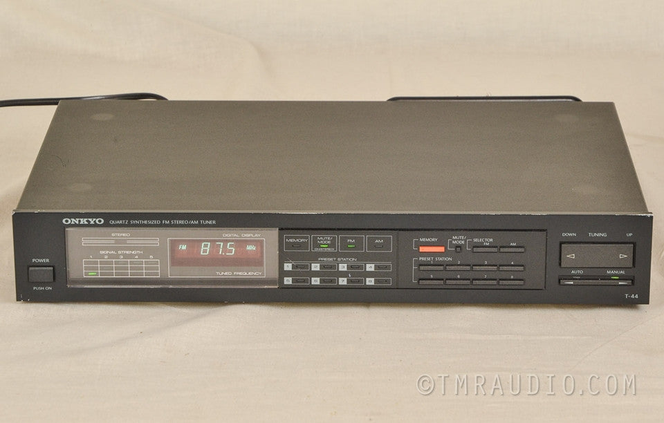 Onkyo Quartz Synthesized T-44 AM / FM Tuner