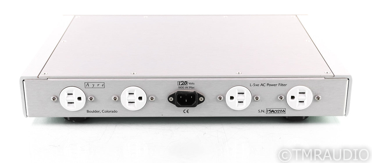 Ayre L-5xe AC Power Line Conditioner; L5xe; Silver (1/2)