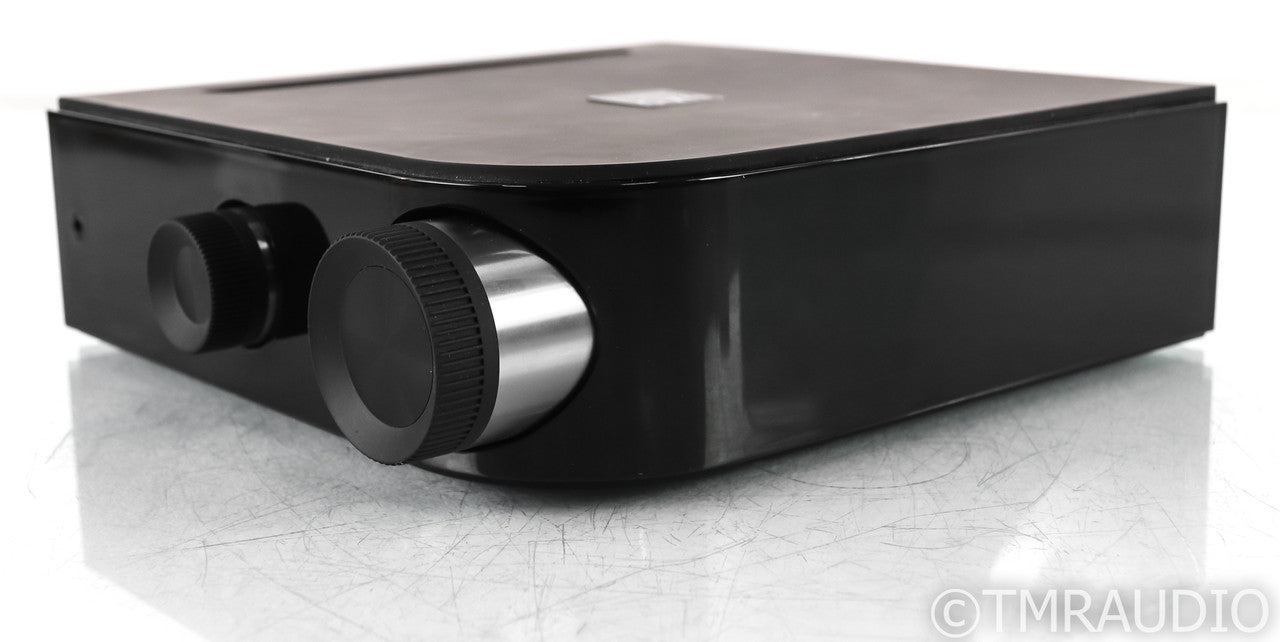 NAD D 7050 Digital Network Stereo Integrated Amplifier